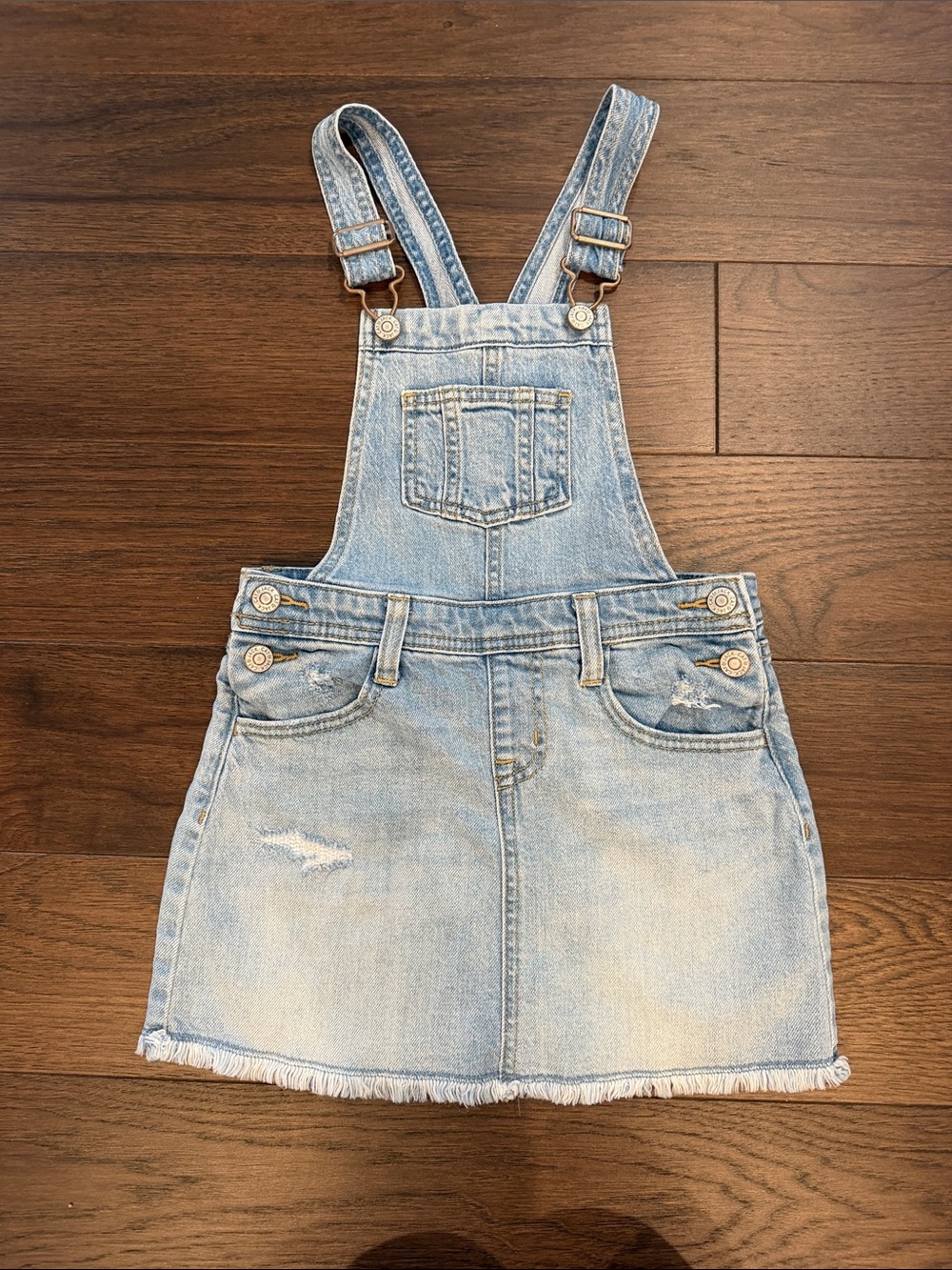 Cat & Jack Light Blue Denim Overall Skirt “Skirtall” Size Small 6 - C12-048